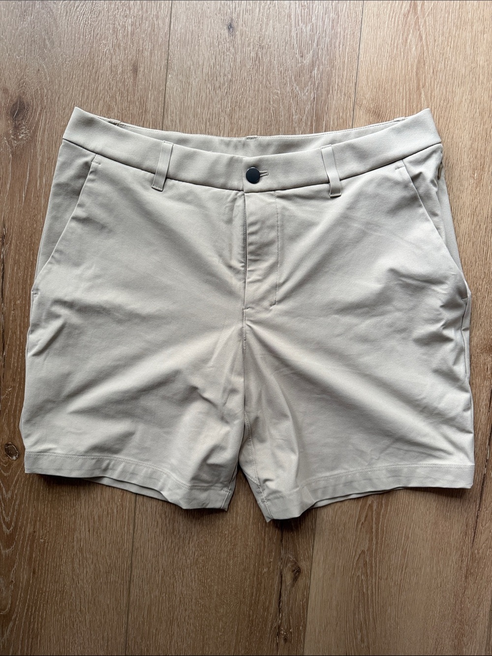 lululemon athletica Beige Chino-Style Stretch Shorts ABC Shorts 7” inseam NWOT